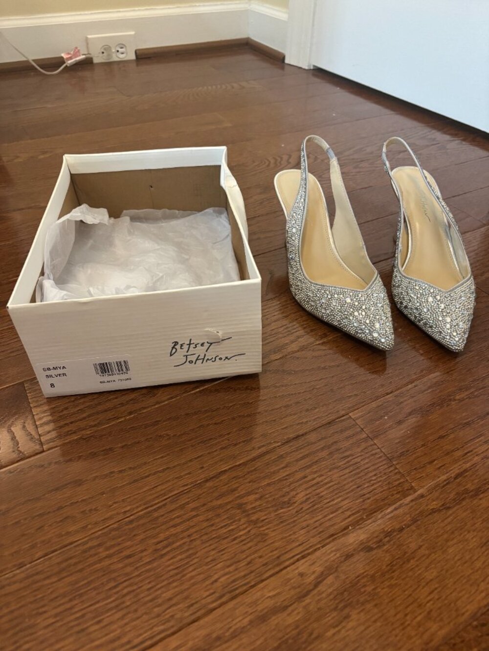 Betsey Johnson Silver Rhinestone Slingback Heels, Size 8 - Picture 4 of 7